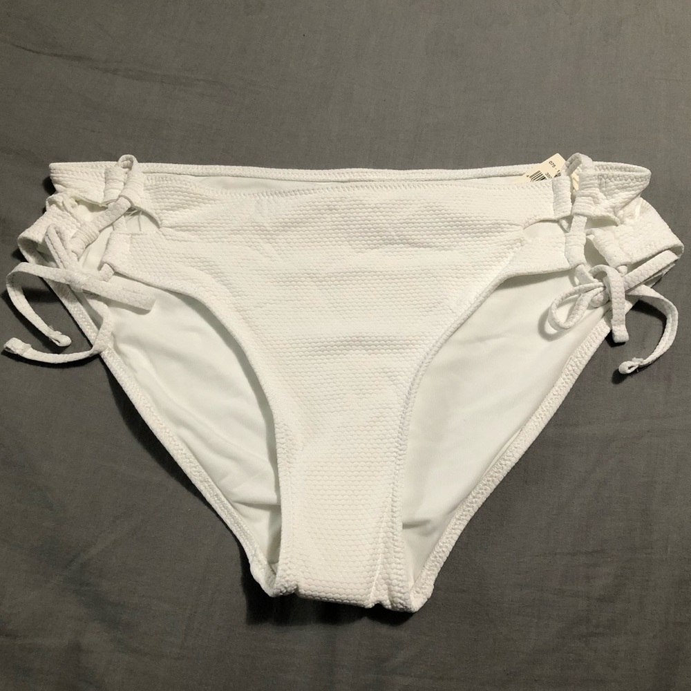 Aerie White Bikini Bottoms- Size M